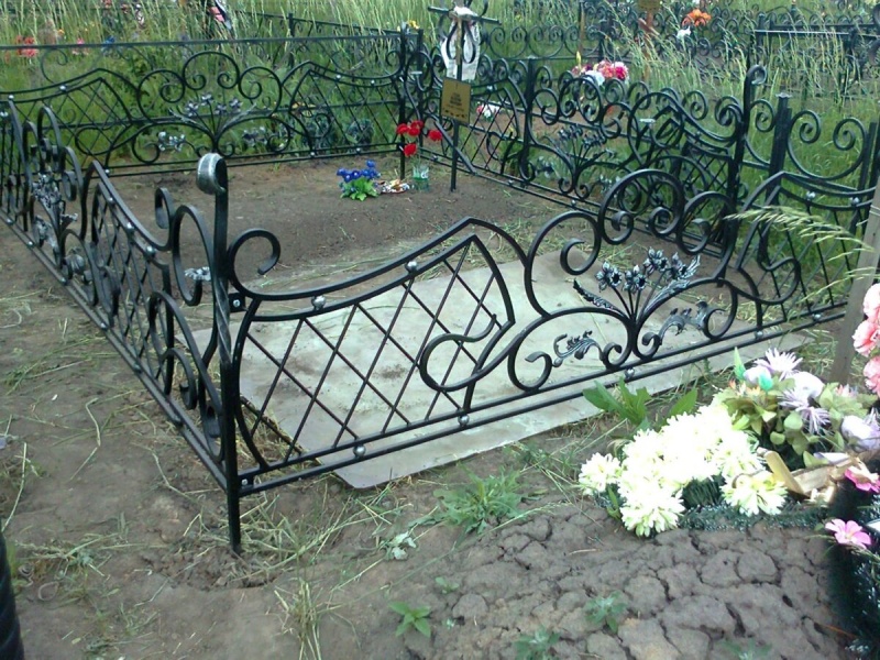 Демонтаж старых оград